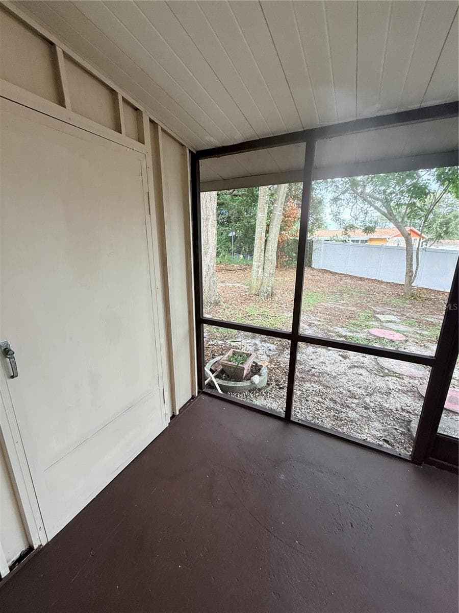Single Family Residence at 2942 GREYNOLDS ST, DELTONA, photo 24 of 47