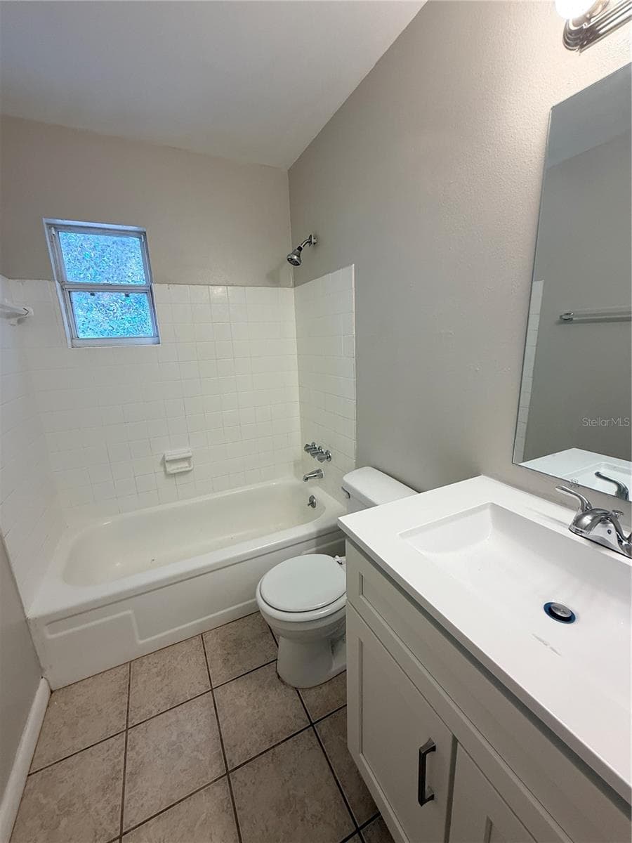 Single Family Residence at 2942 GREYNOLDS ST, DELTONA, photo 27 of 47