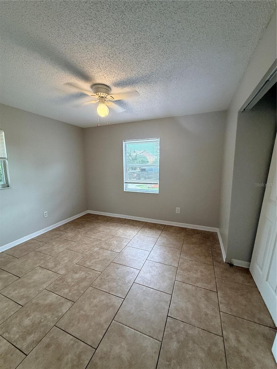 Single Family Residence at 2942 GREYNOLDS ST, DELTONA, photo 28 of 47