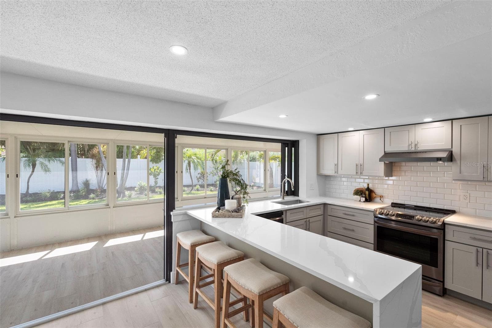 Single Family Residence at 251 N JULIA CIR, ST PETE BEACH, photo 15 of 48