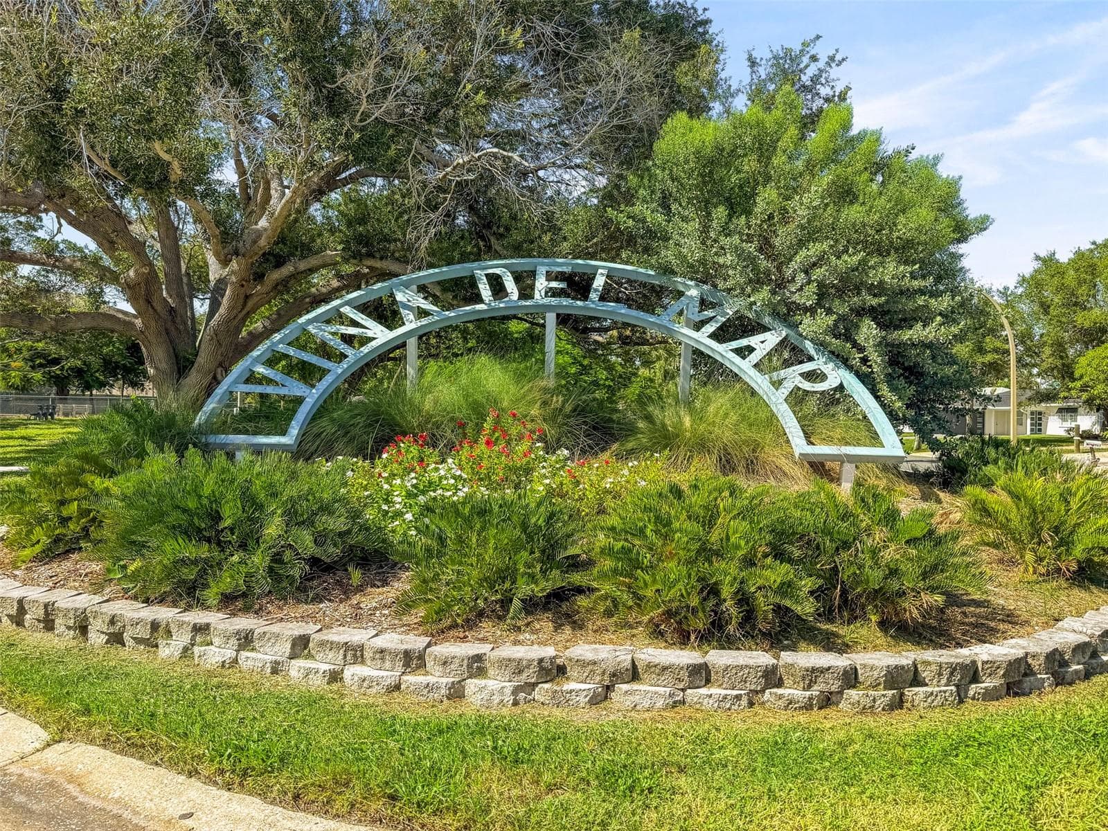 Vina Del Mar Park - 251 N JULIA CIR, ST PETE BEACH