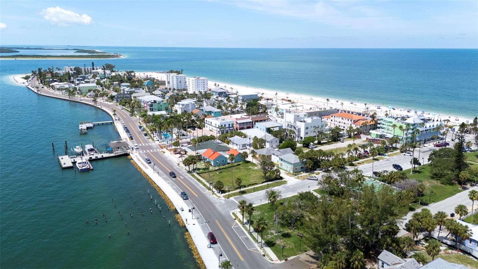 Pass A Grille Beach - 251 N JULIA CIR, ST PETE BEACH