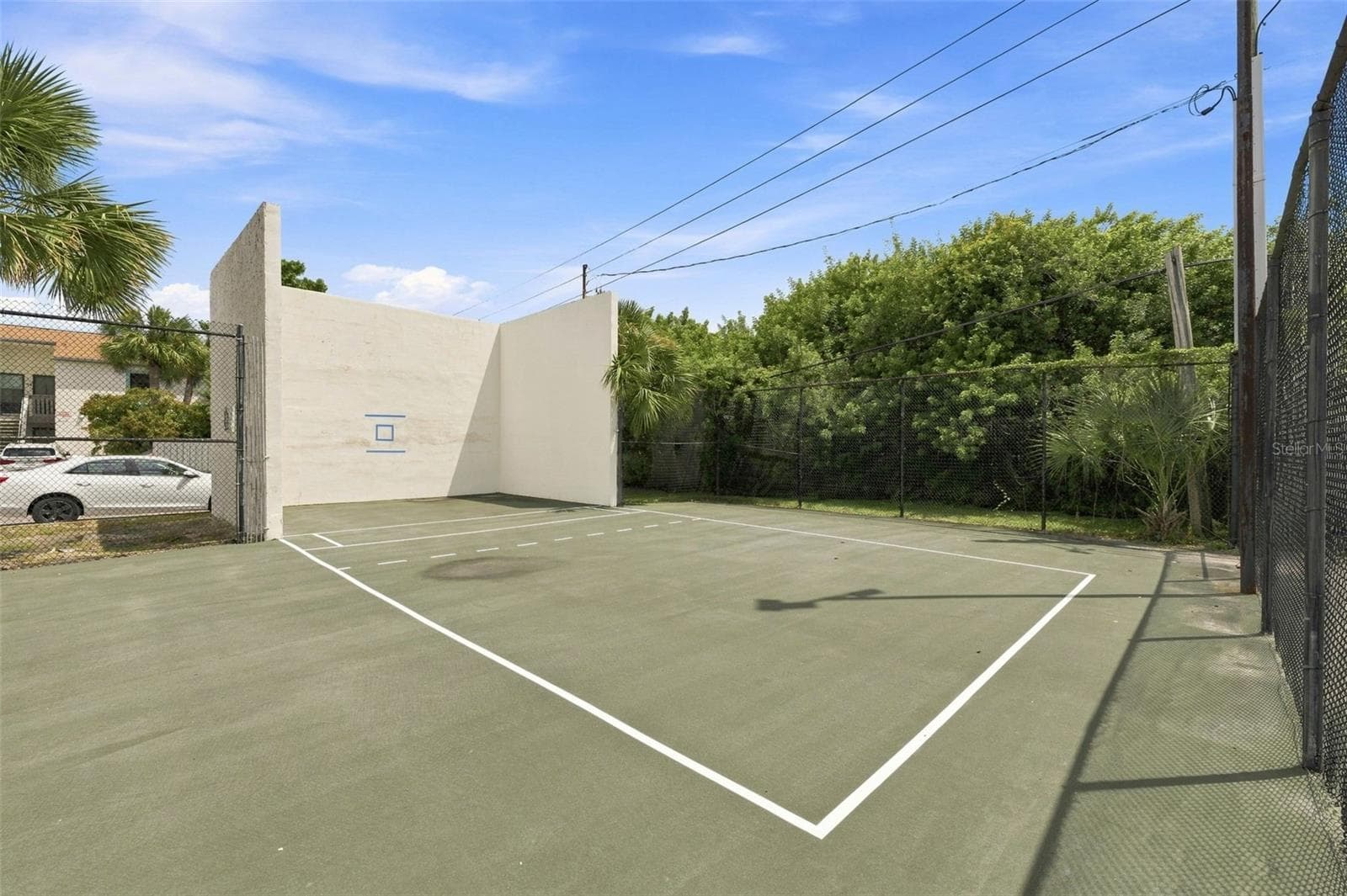 Raquet Ball - 11409 8TH ST N #1504, ST PETERSBURG