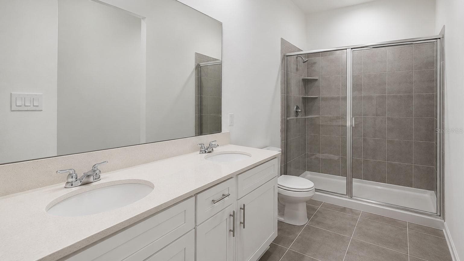 Master Bath - 4249 BABBLING BROOK WAY, KISSIMMEE