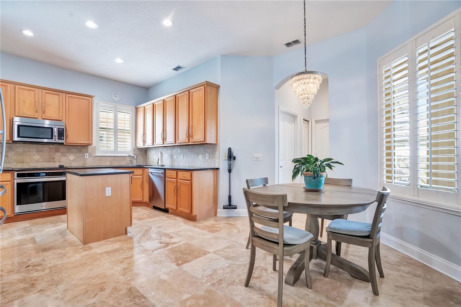 Single Family Residence at 10925 WOODCHASE CIR, ORLANDO, photo 19 of 46