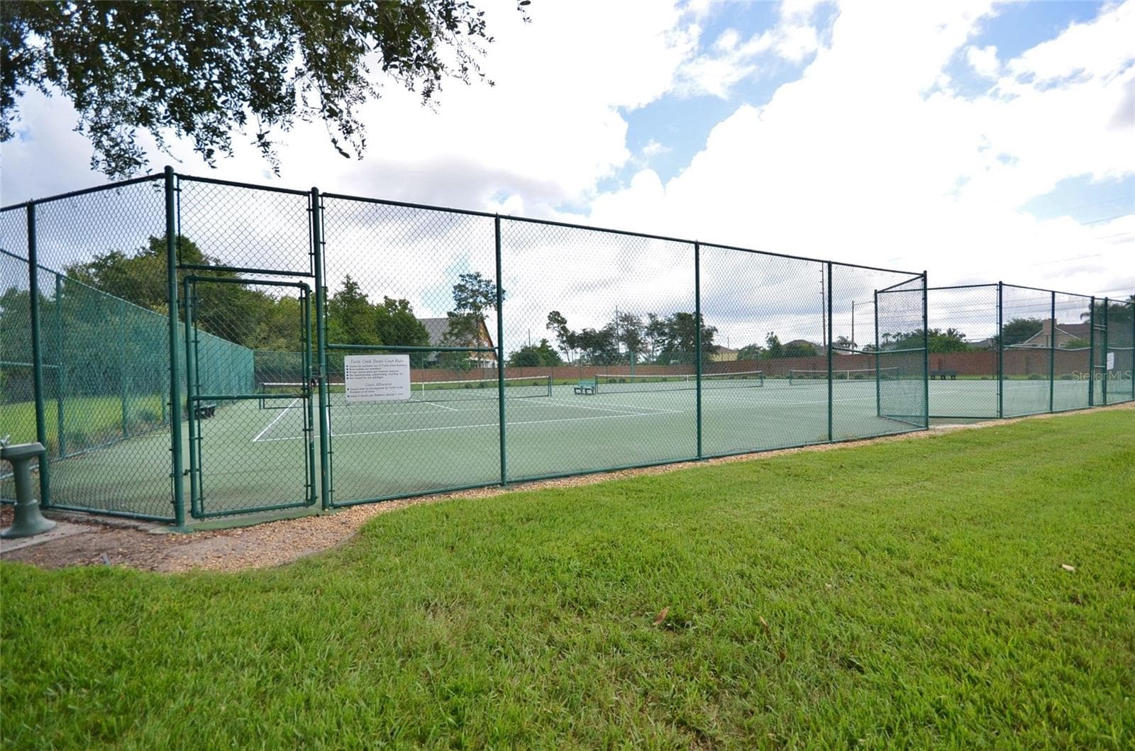 Single Family Residence at 10925 WOODCHASE CIR, ORLANDO, photo 43 of 46
