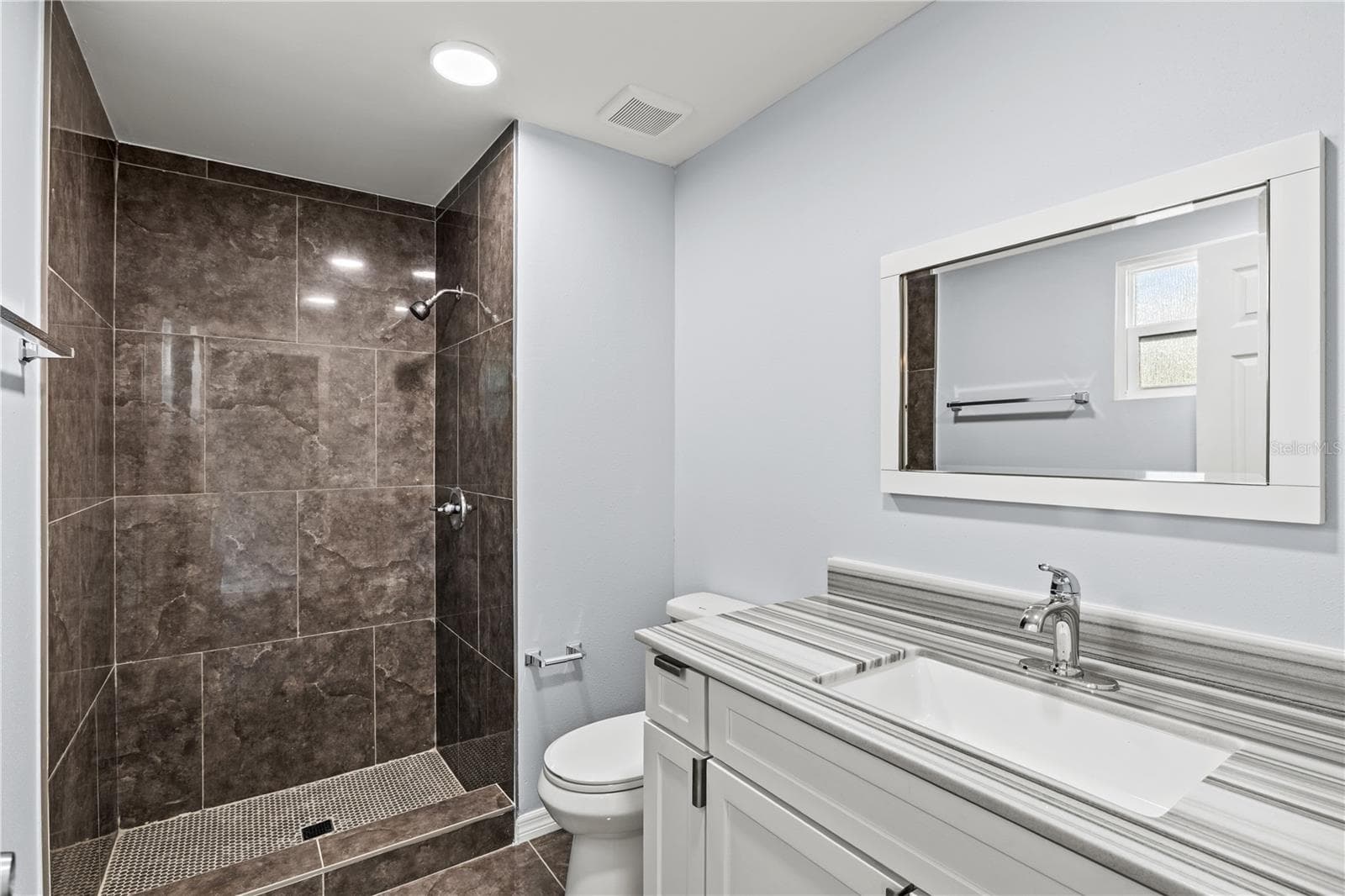 Single Family Residence at 6617 MAUNA LOA BLVD, SARASOTA, photo 28 of 78