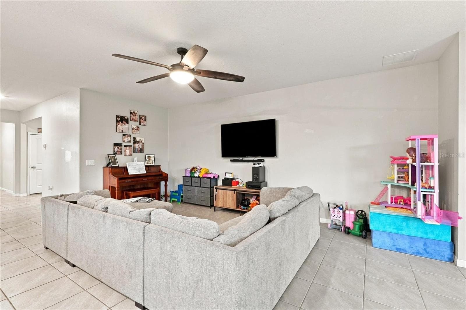 Single Family Residence at 5310 SUNSHINE DR, WILDWOOD, photo 20 of 43