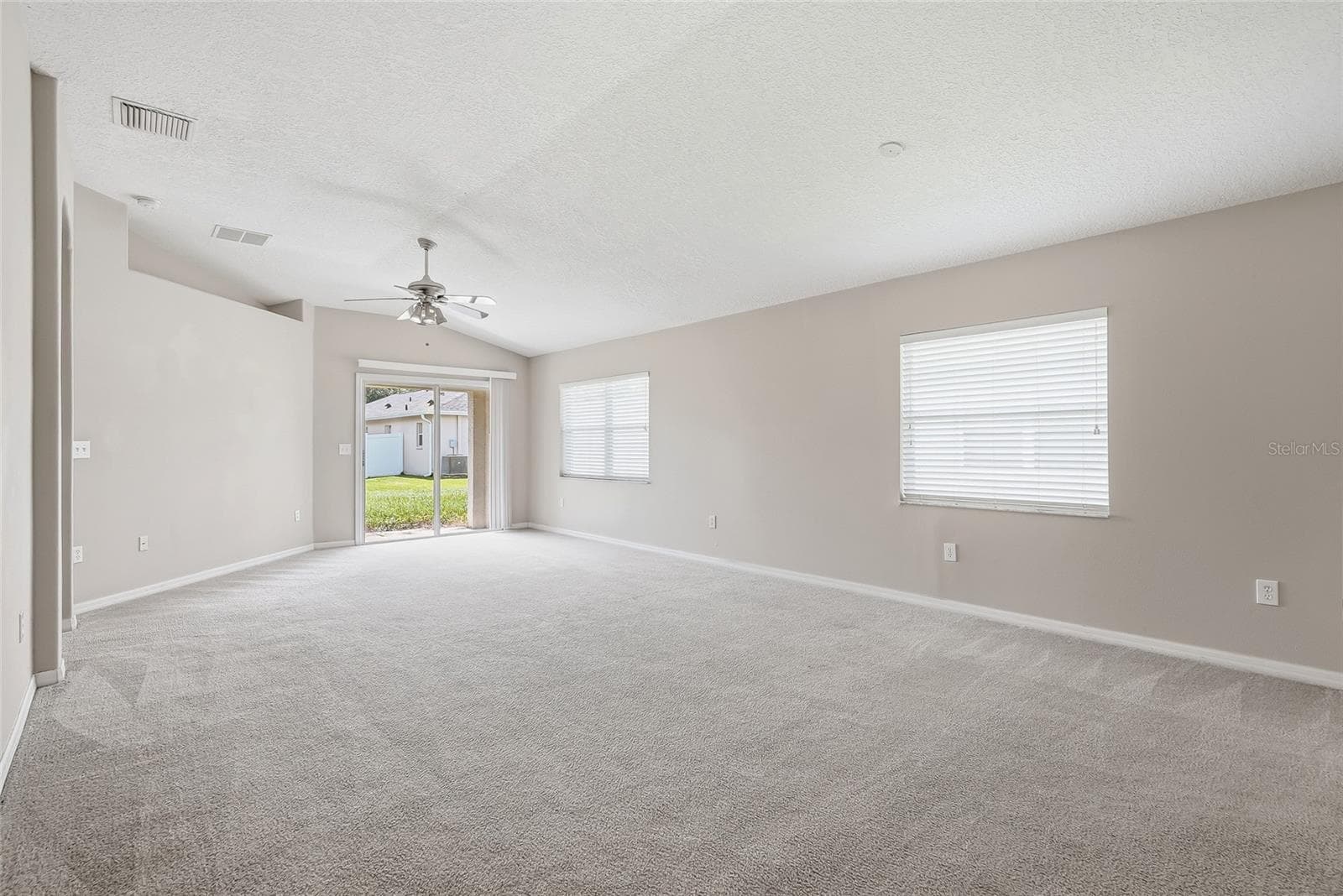 Single Family Residence at 25928 CRIPPEN DR, LAND O LAKES, photo 6 of 35