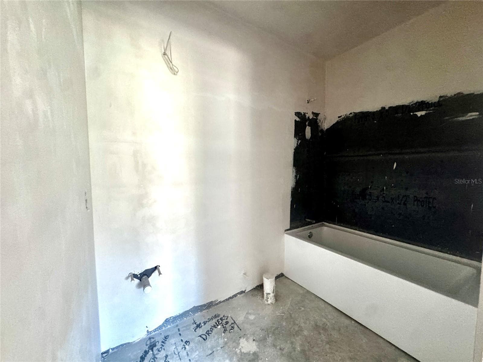 laundry room 8/29/26 - 23161 NW 183RD LN, HIGH SPRINGS