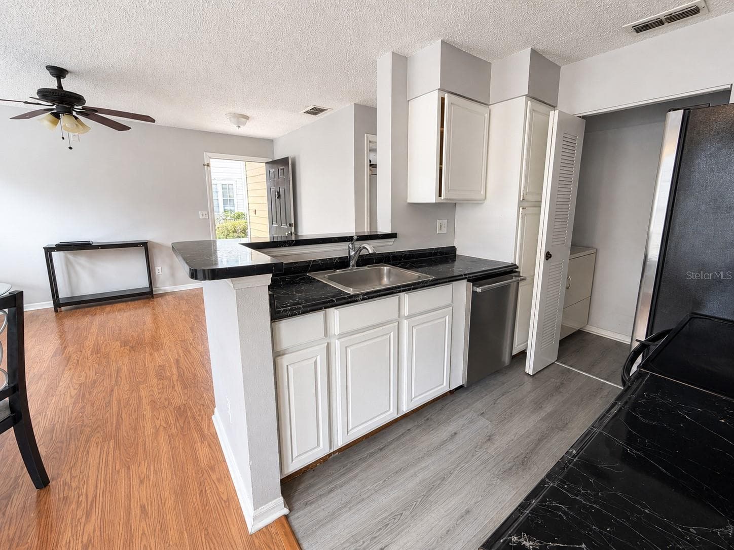 Condominium at 1057 S HIAWASSEE RD #1918, ORLANDO, photo 8 of 27
