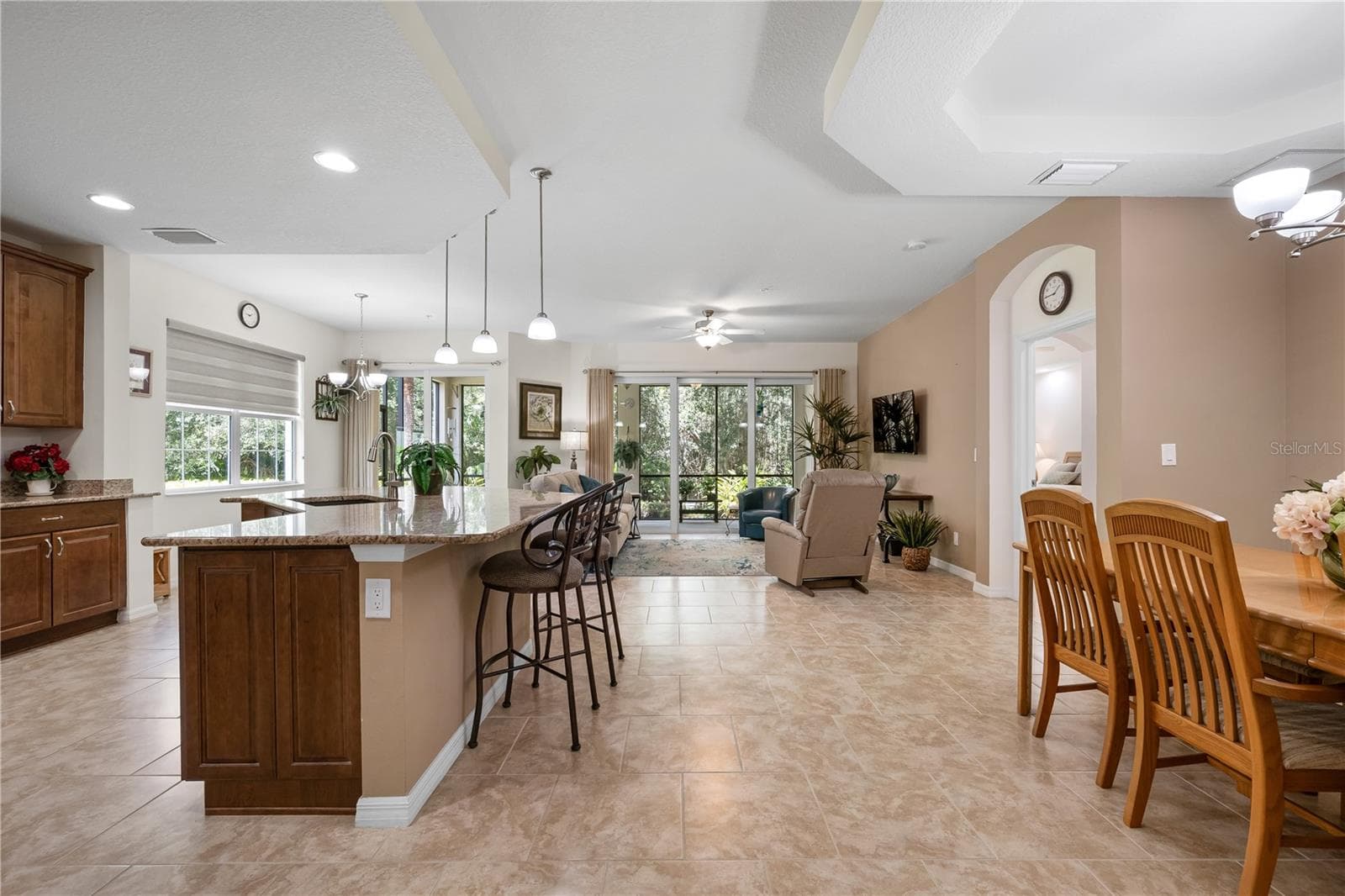 Condominium at 166 BELLA VISTA TER #19A, NOKOMIS, photo 5 of 72