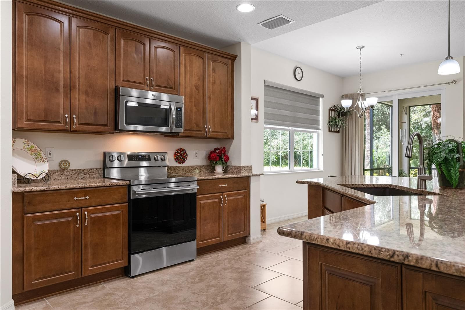 Condominium at 166 BELLA VISTA TER #19A, NOKOMIS, photo 17 of 72