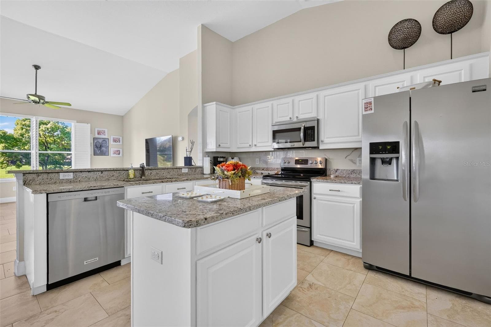 Single Family Residence at 6022 FALCONBRIDGE PL, MOUNT DORA, photo 19 of 34