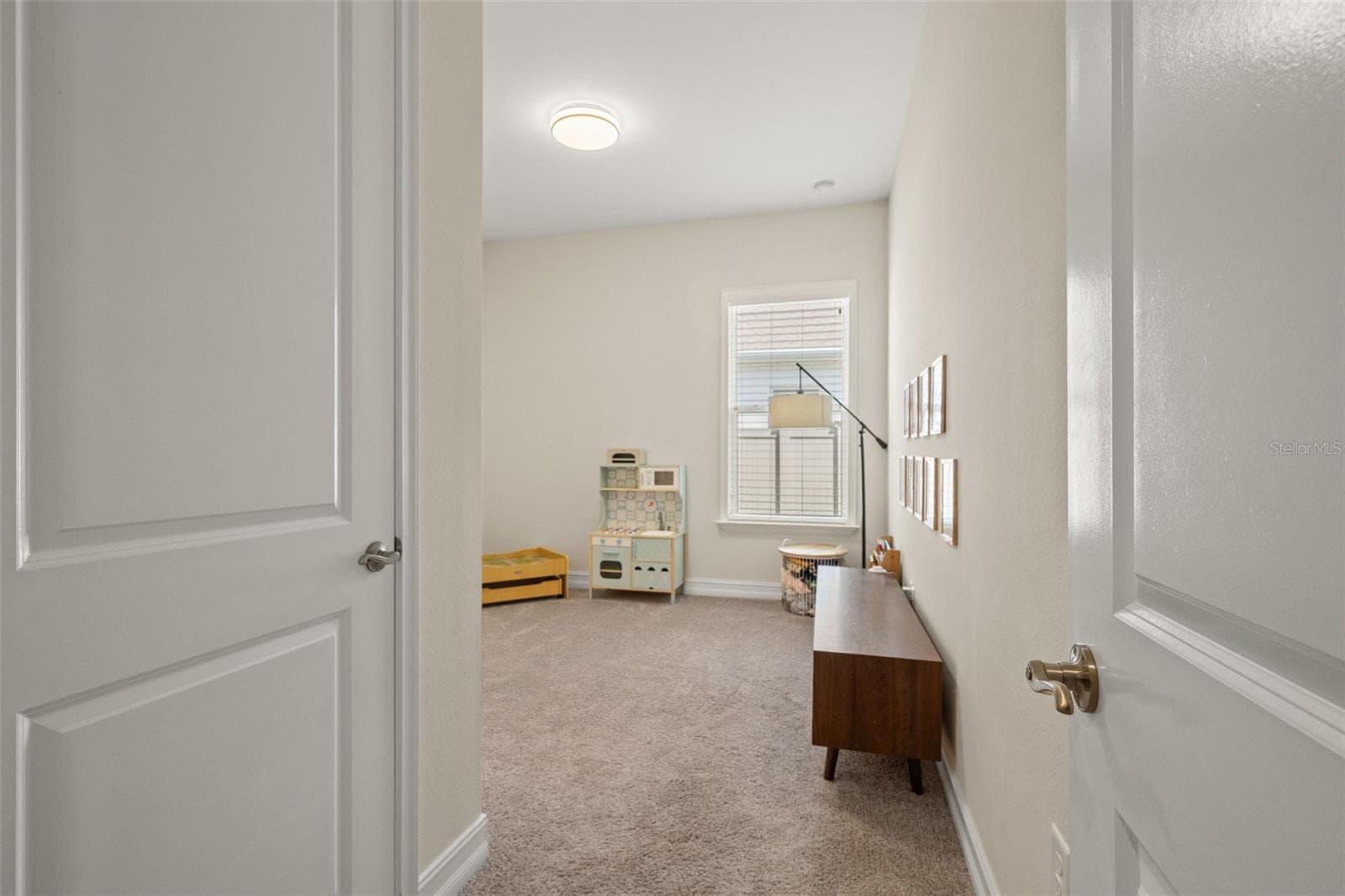 Single Family Residence at 1723 WHITEWILLOW DR, WESLEY CHAPEL, photo 23 of 85