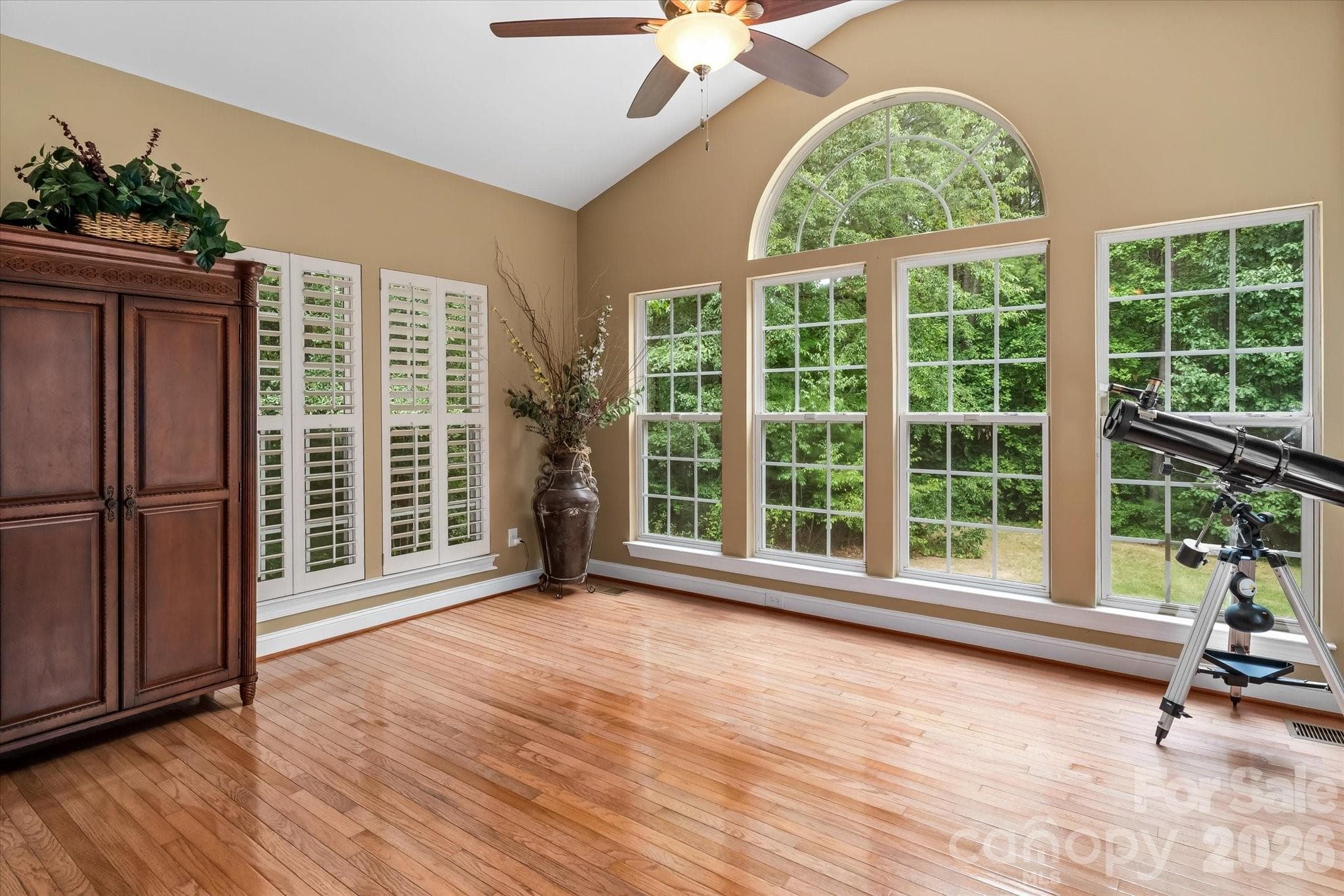 Sun Room - 309 Stonewater Bay Lane, Mount Holly