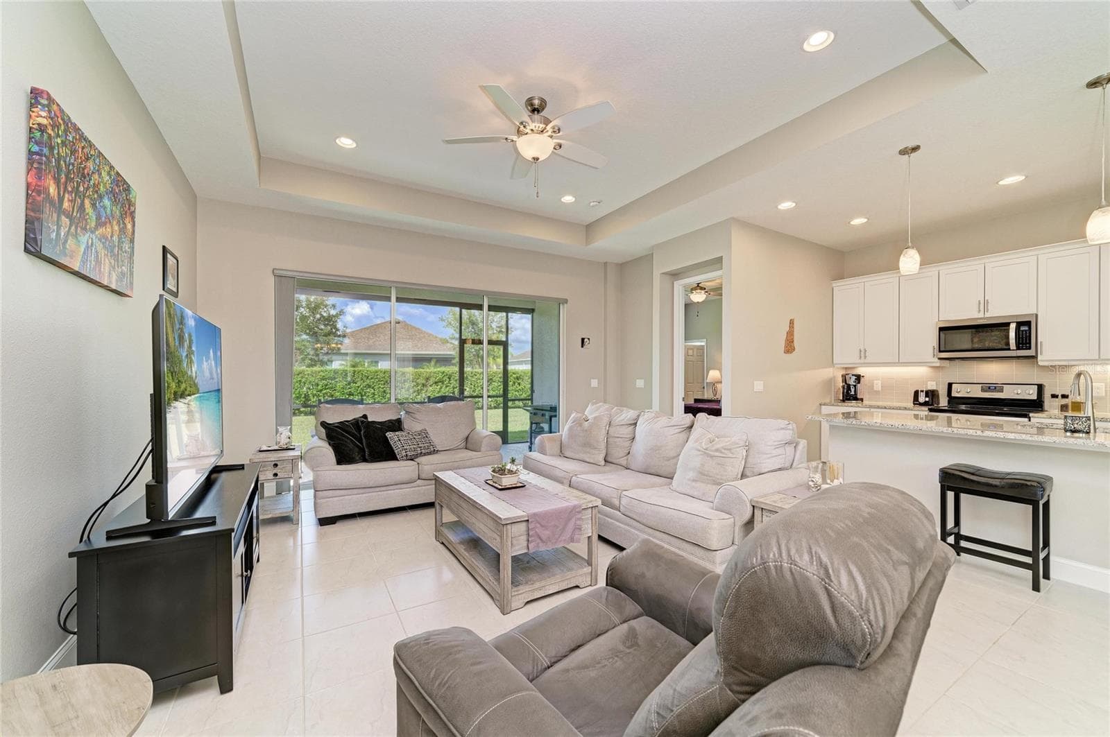Single Family Residence at 3835 CREEKSIDE PARK DR, PARRISH, photo 8 of 55