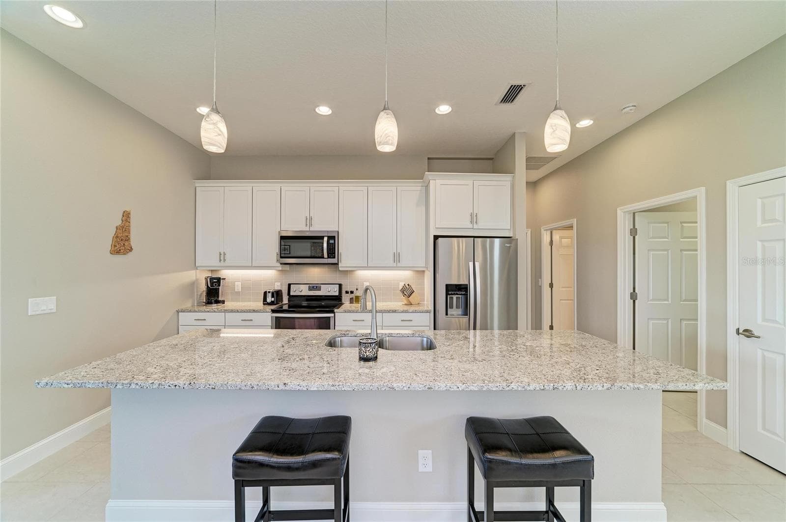 Single Family Residence at 3835 CREEKSIDE PARK DR, PARRISH, photo 14 of 55