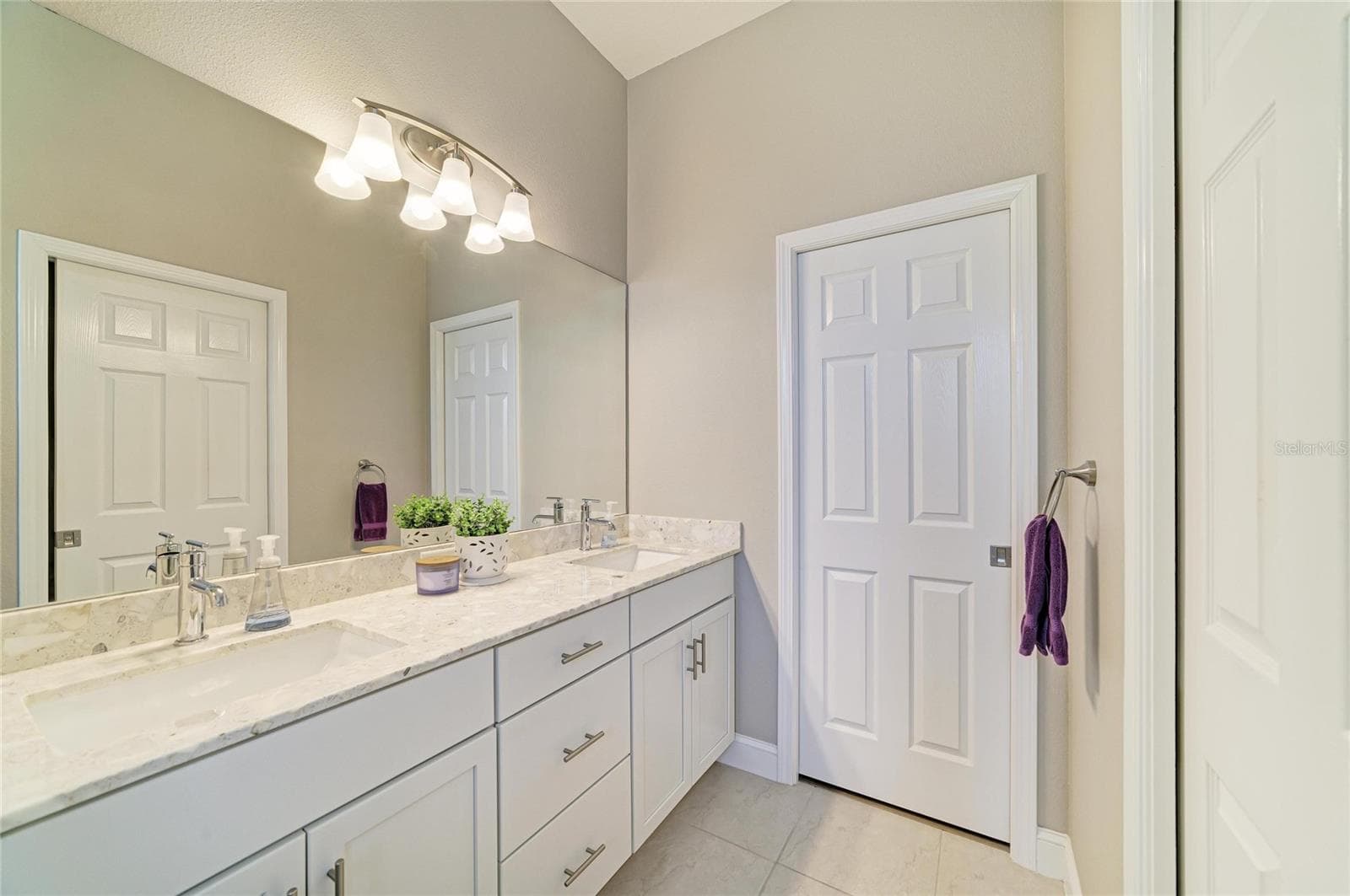 Single Family Residence at 3835 CREEKSIDE PARK DR, PARRISH, photo 24 of 55