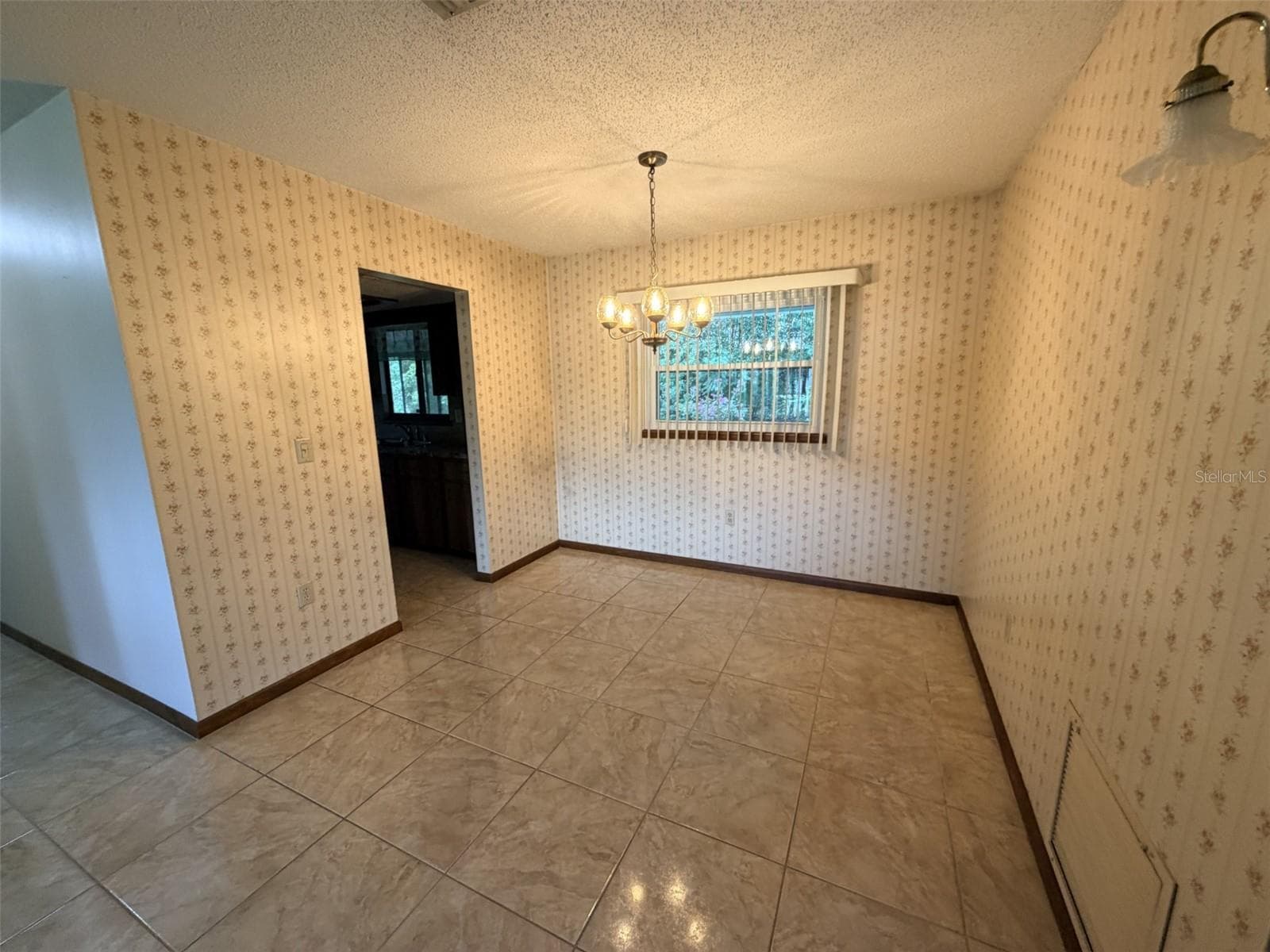 Single Family Residence at 9140 SW 101ST LN, OCALA, photo 3 of 18