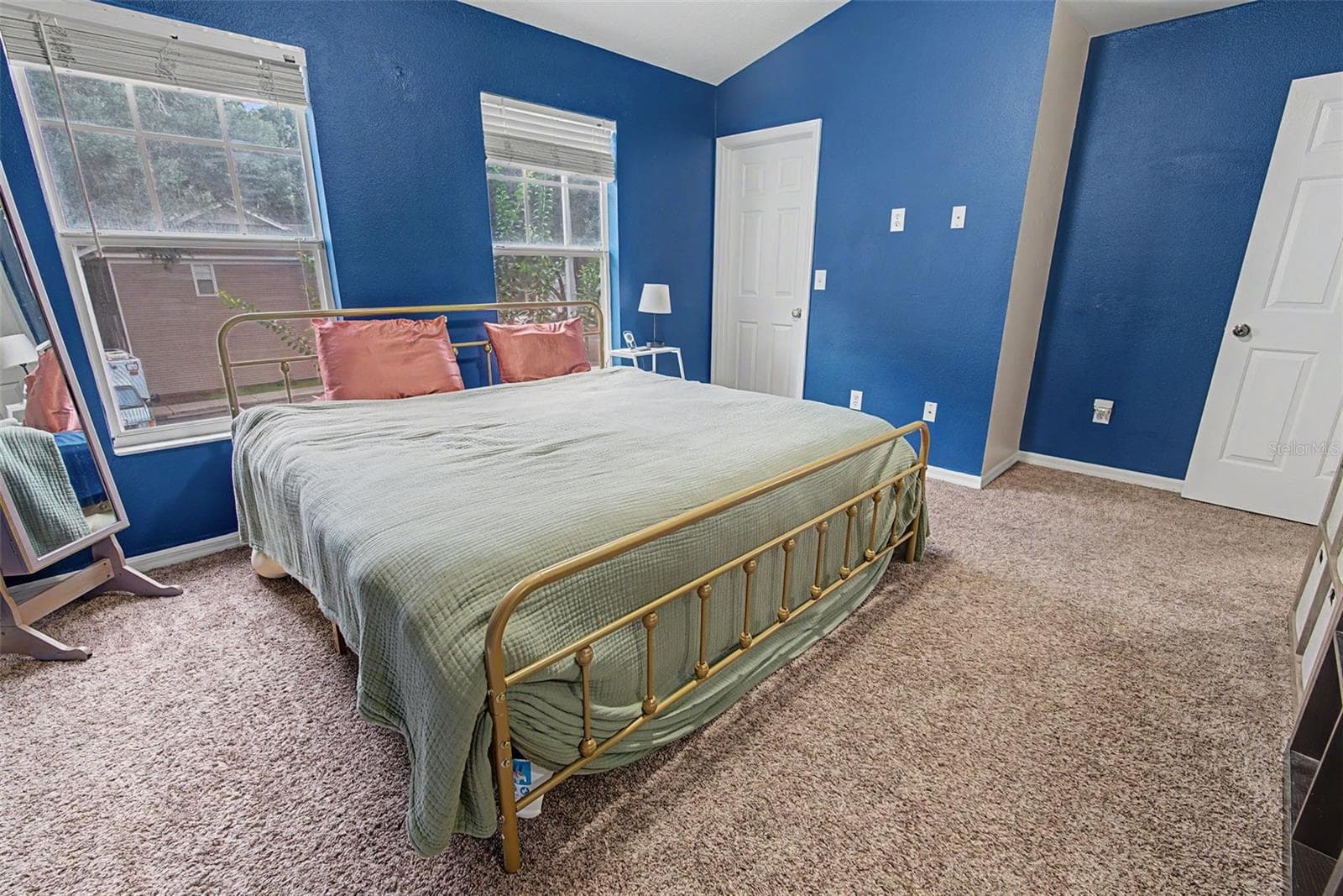 Townhouse at 2214 GOLDEN OAK LN, VALRICO, photo 7 of 26
