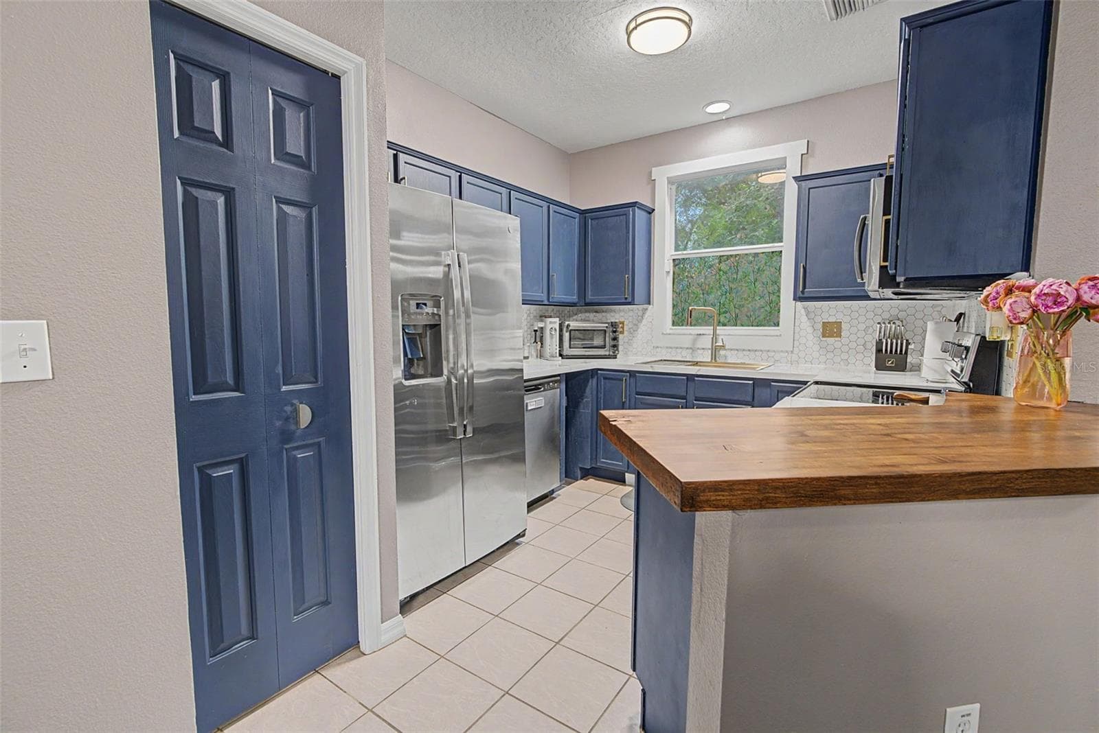 Townhouse at 2214 GOLDEN OAK LN, VALRICO, photo 16 of 26