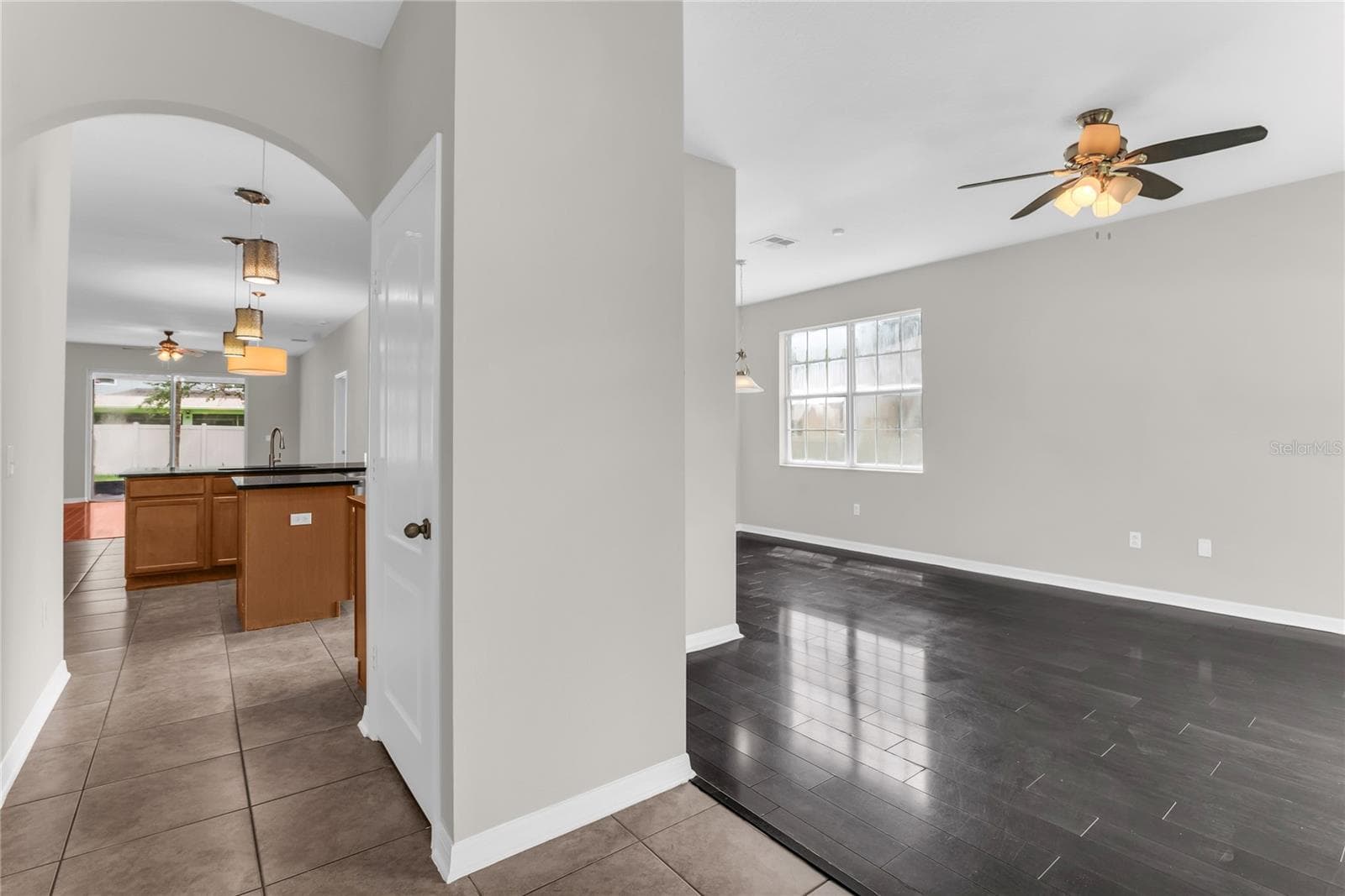 Foyer with Kitchen & Formal Living Room View - 847 AYDEN OAK LN, OCOEE