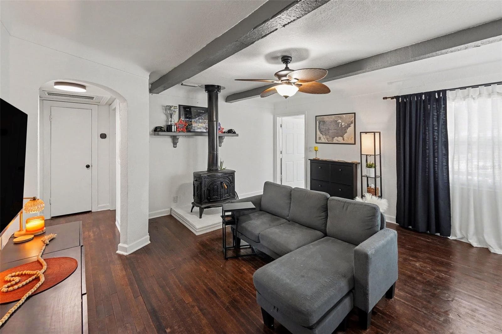 Single Family Residence at 5709 35TH ST N, ST PETERSBURG, photo 11 of 30