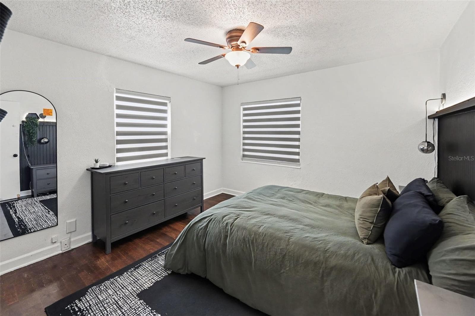 Single Family Residence at 5709 35TH ST N, ST PETERSBURG, photo 16 of 30