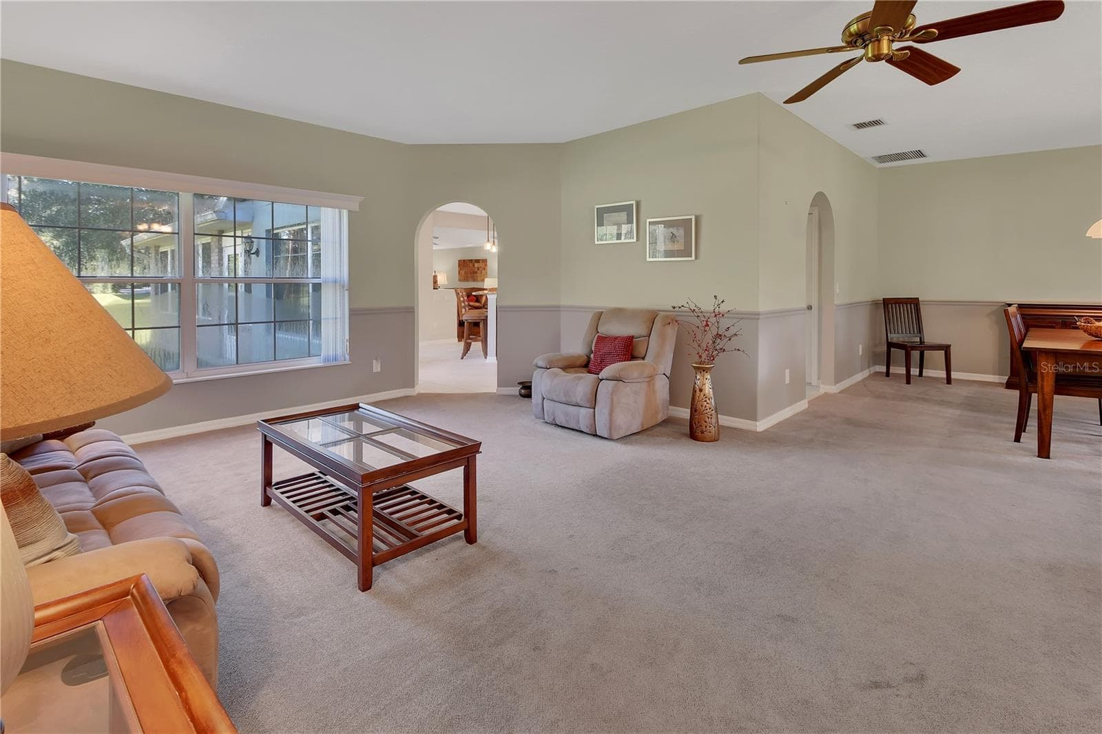 Single Family Residence at 1925 GLENWOOD OAKS LN, DELAND, photo 4 of 38