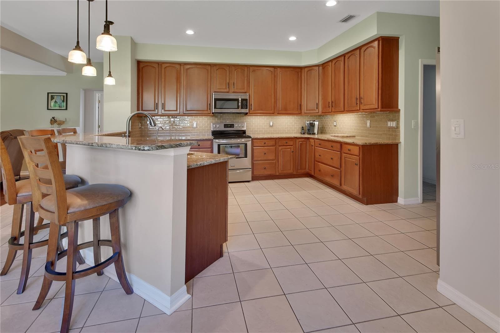 Single Family Residence at 1925 GLENWOOD OAKS LN, DELAND, photo 10 of 38