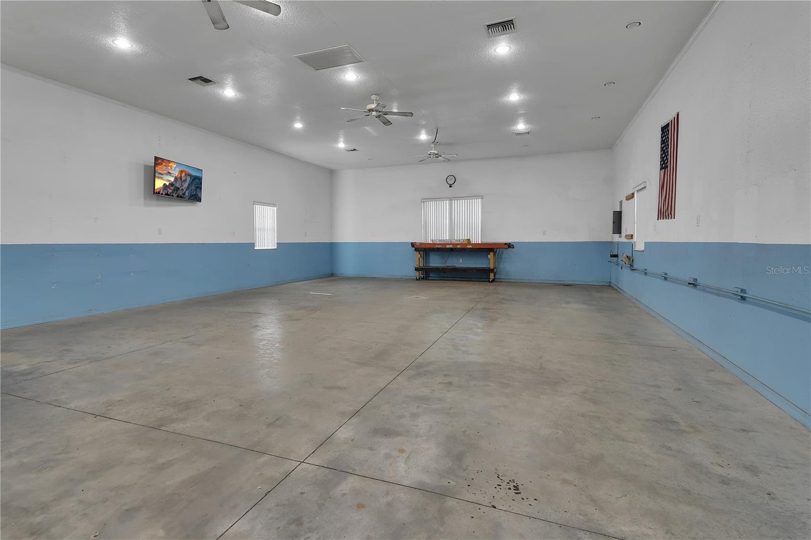 Single Family Residence at 1925 GLENWOOD OAKS LN, DELAND, photo 33 of 38