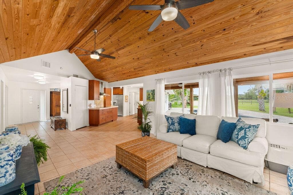 Single Family Residence at 5240 MYAKKA VALLEY TRL, SARASOTA, photo 10 of 42