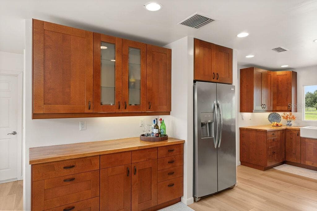 Single Family Residence at 5240 MYAKKA VALLEY TRL, SARASOTA, photo 15 of 42