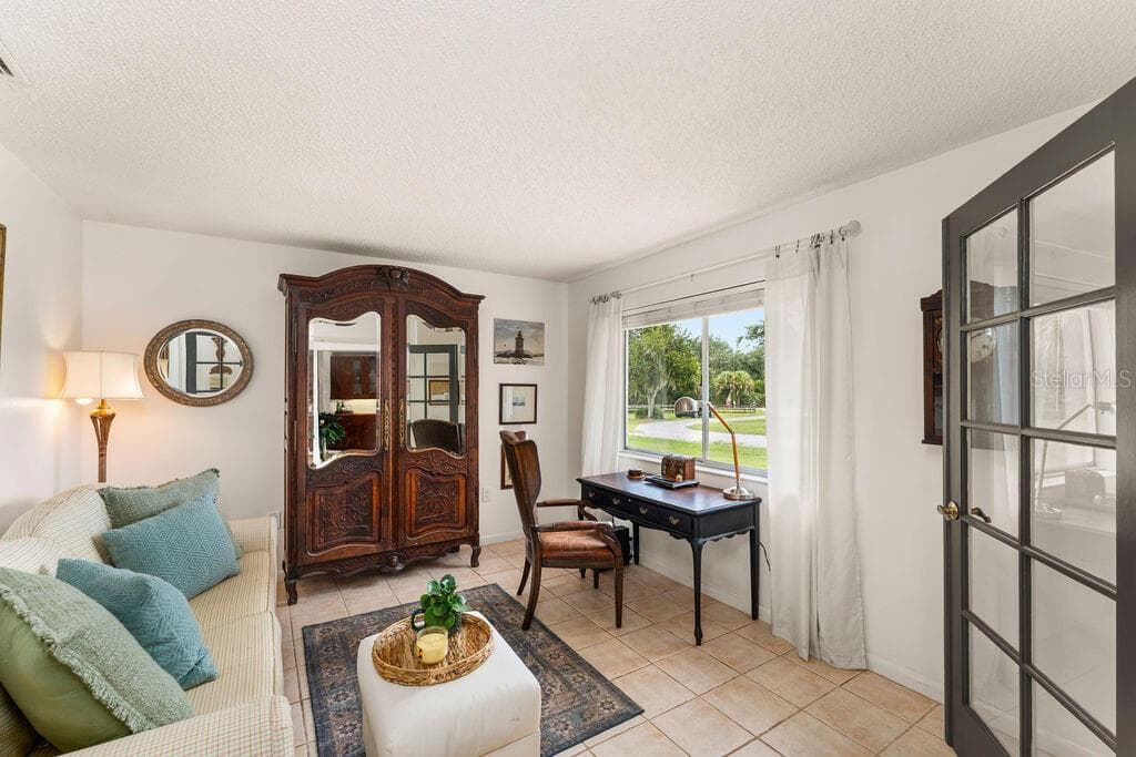 Single Family Residence at 5240 MYAKKA VALLEY TRL, SARASOTA, photo 20 of 42