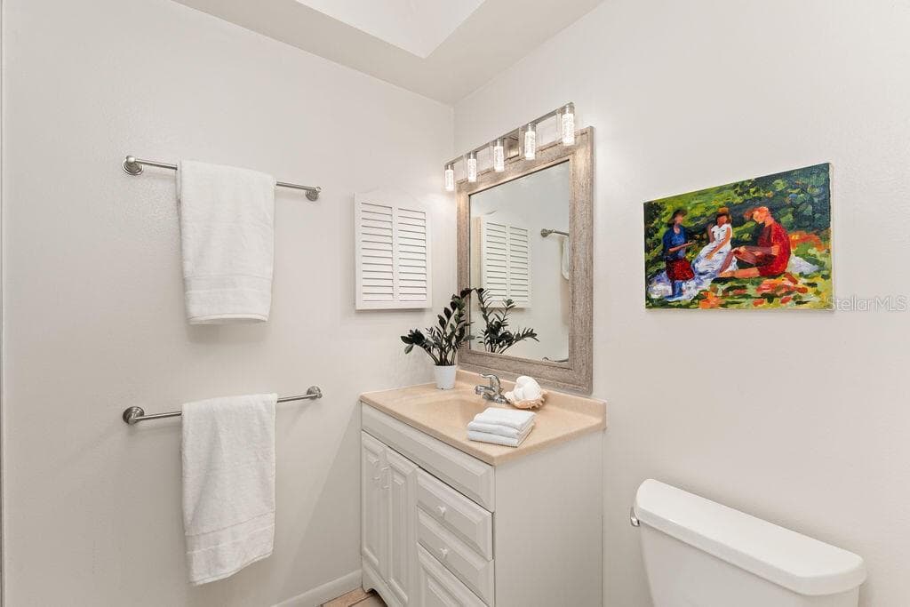 Single Family Residence at 5240 MYAKKA VALLEY TRL, SARASOTA, photo 26 of 42