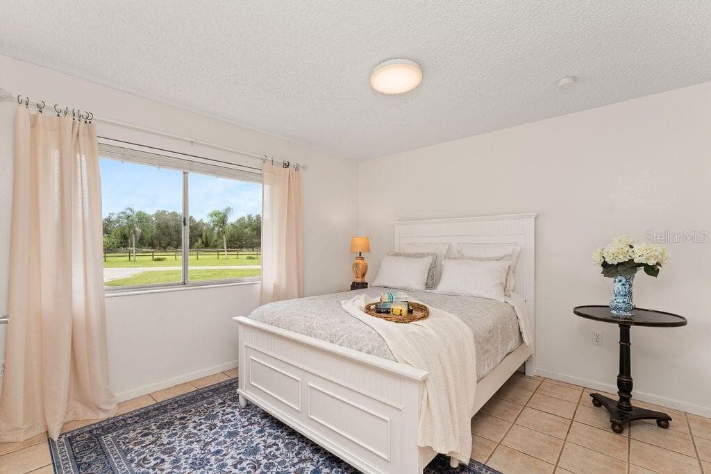Single Family Residence at 5240 MYAKKA VALLEY TRL, SARASOTA, photo 28 of 42