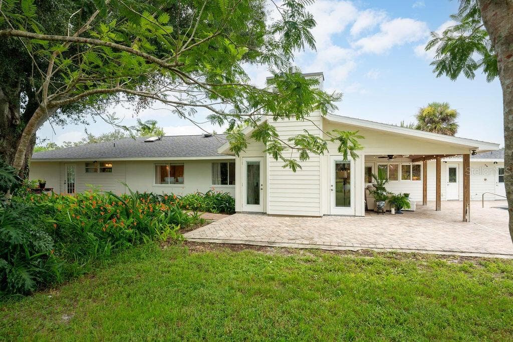 Single Family Residence at 5240 MYAKKA VALLEY TRL, SARASOTA, photo 37 of 42
