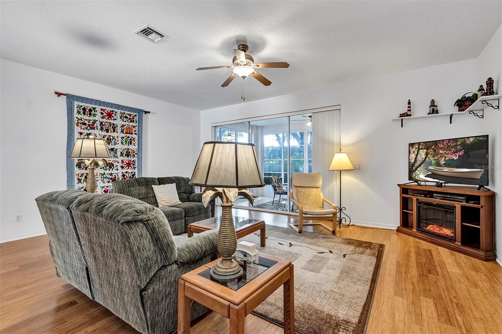 Single Family Residence at 4958 PORTSMOUTH ST, TAVARES, photo 16 of 76
