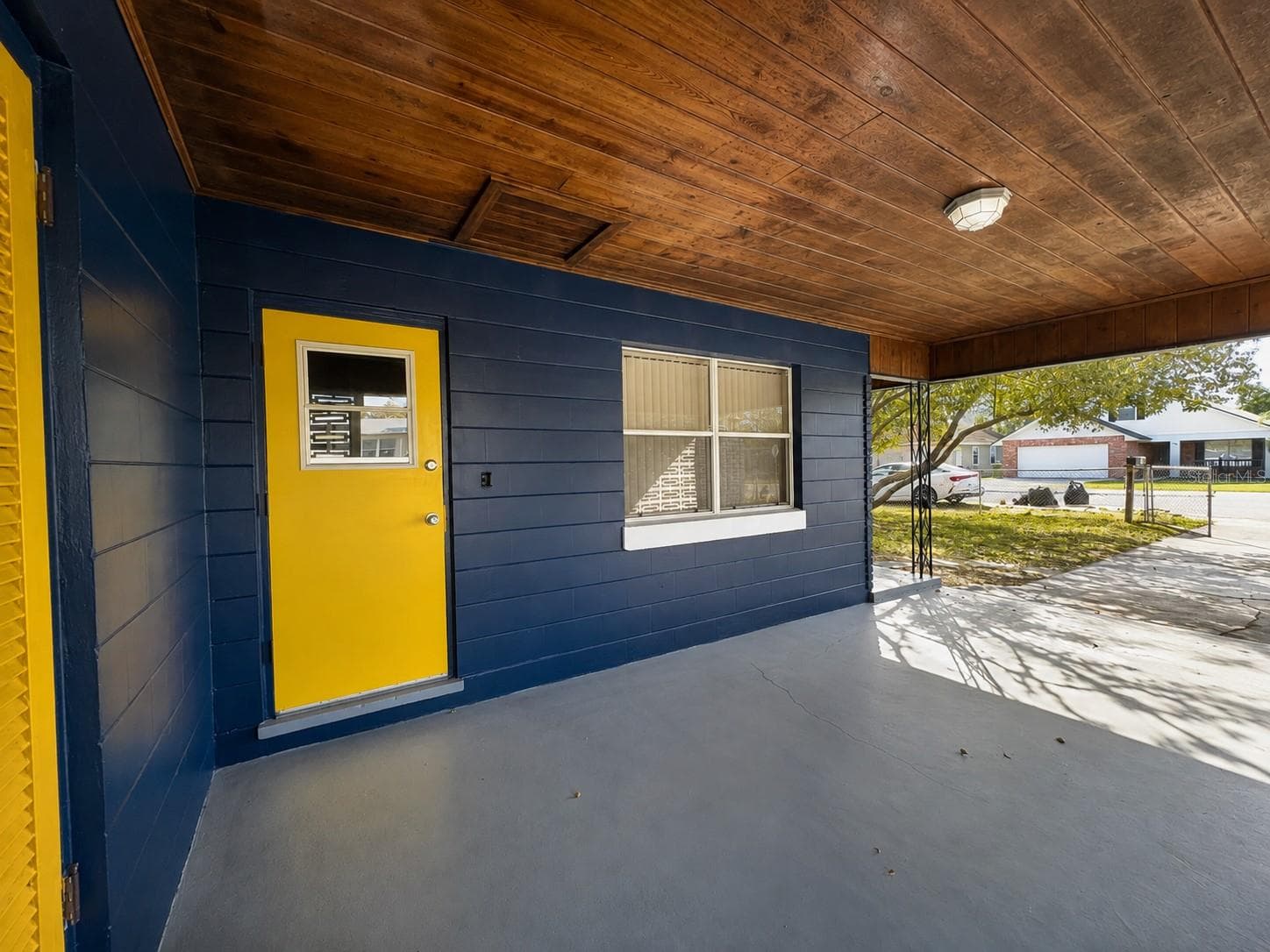 Single Family Residence at 501 AVENUE G SE, WINTER HAVEN, photo 3 of 27