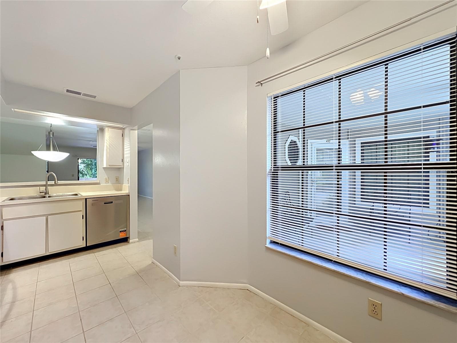 Townhouse at 635 NORTHBRIDGE DR, ALTAMONTE SPRINGS, photo 15 of 71