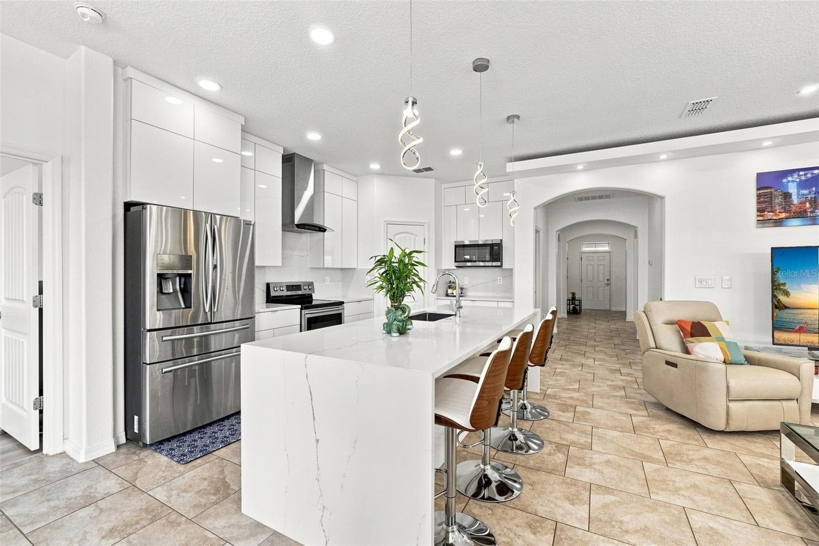 Single Family Residence at 2050 BEACON LANDING CIR, ORLANDO, photo 10 of 48