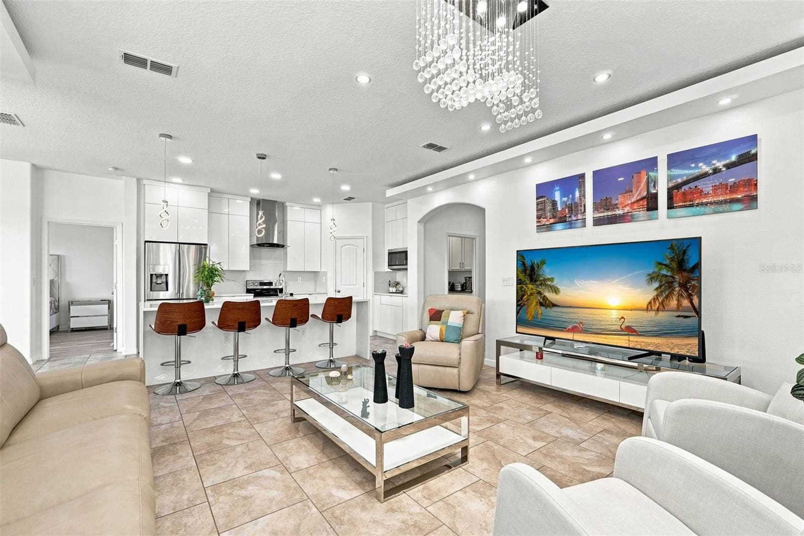 Single Family Residence at 2050 BEACON LANDING CIR, ORLANDO, photo 18 of 48
