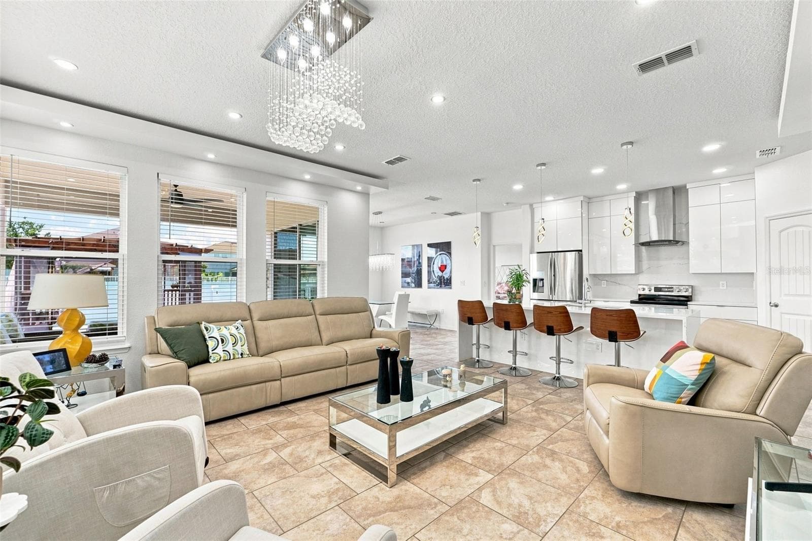 Single Family Residence at 2050 BEACON LANDING CIR, ORLANDO, photo 19 of 48