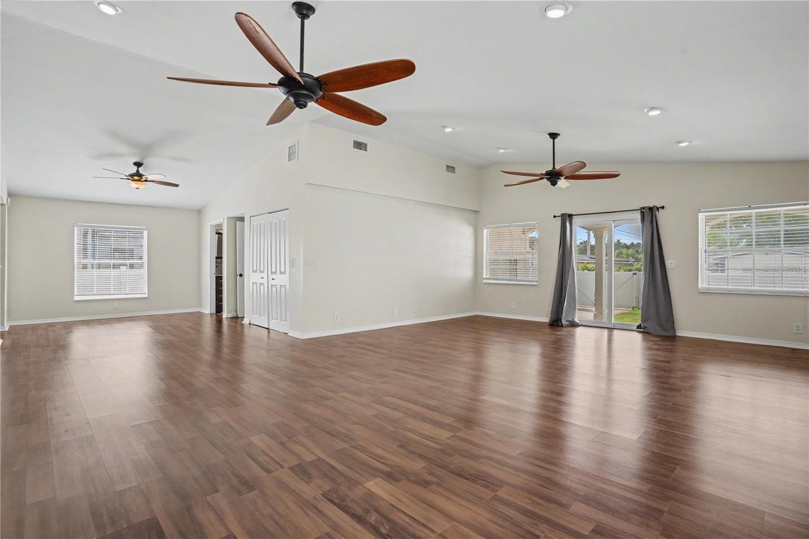 Single Family Residence at 5210 4TH AVE N, ST PETERSBURG, photo 22 of 41