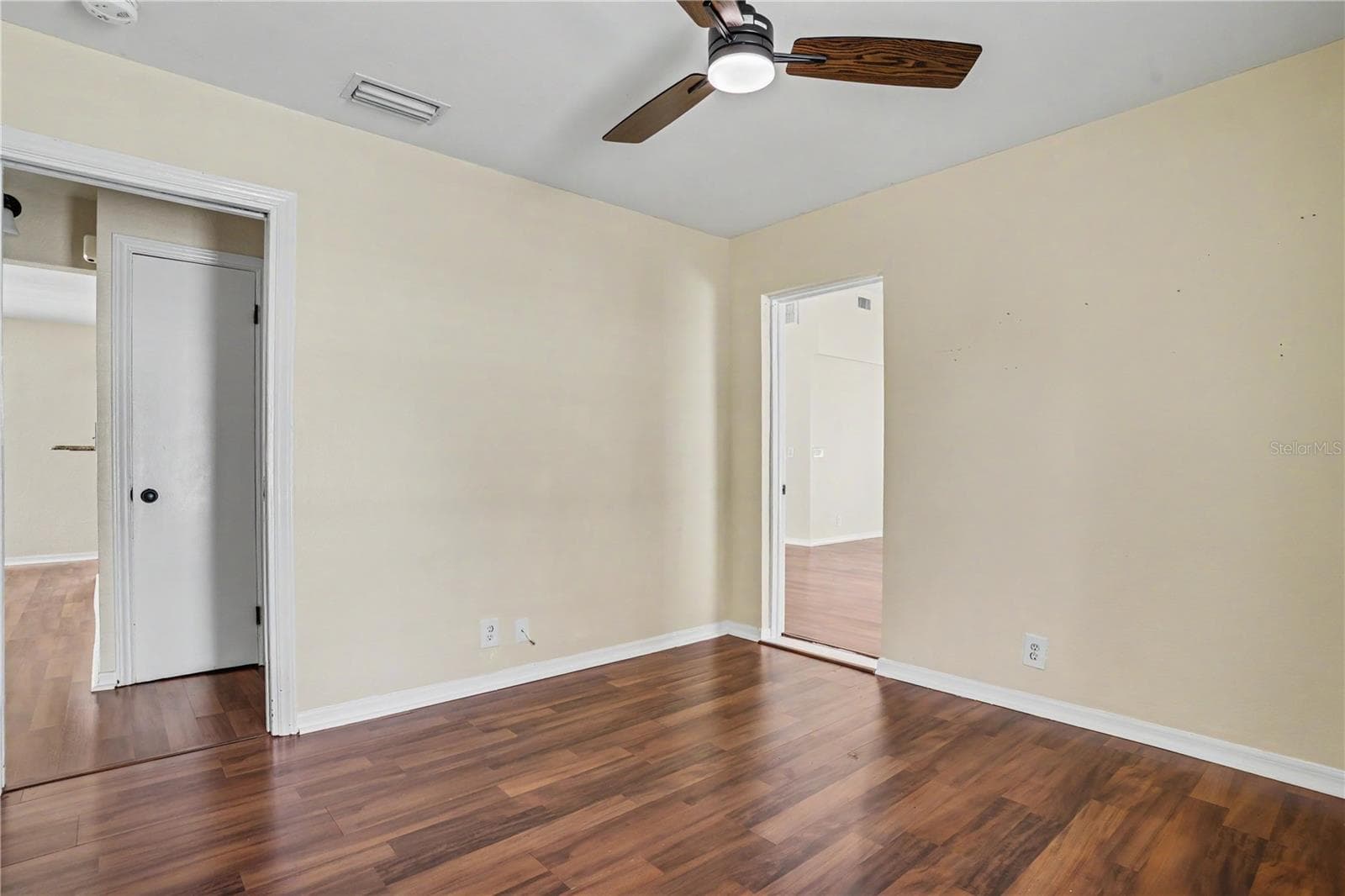 Single Family Residence at 5210 4TH AVE N, ST PETERSBURG, photo 25 of 41