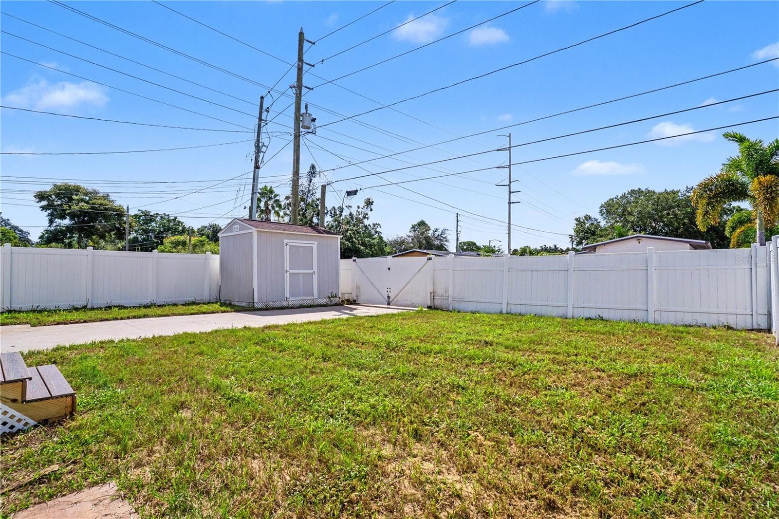 Single Family Residence at 5210 4TH AVE N, ST PETERSBURG, photo 36 of 41