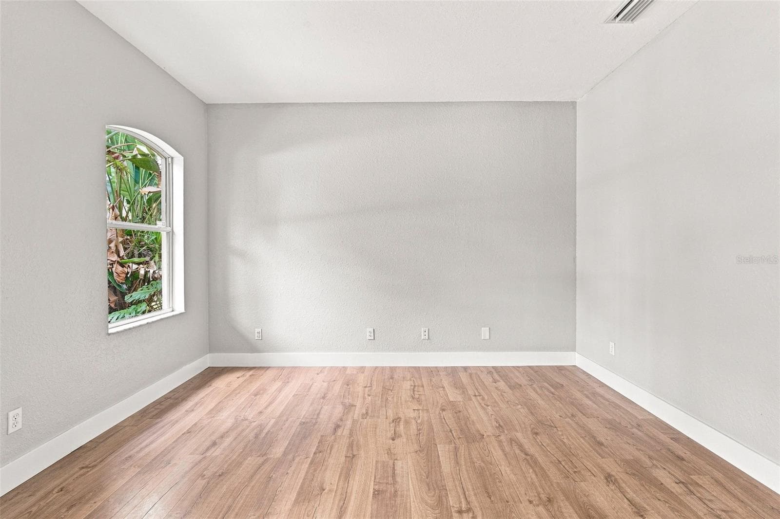 Office/Den - 1464 HALACKA RD, NORTH PORT