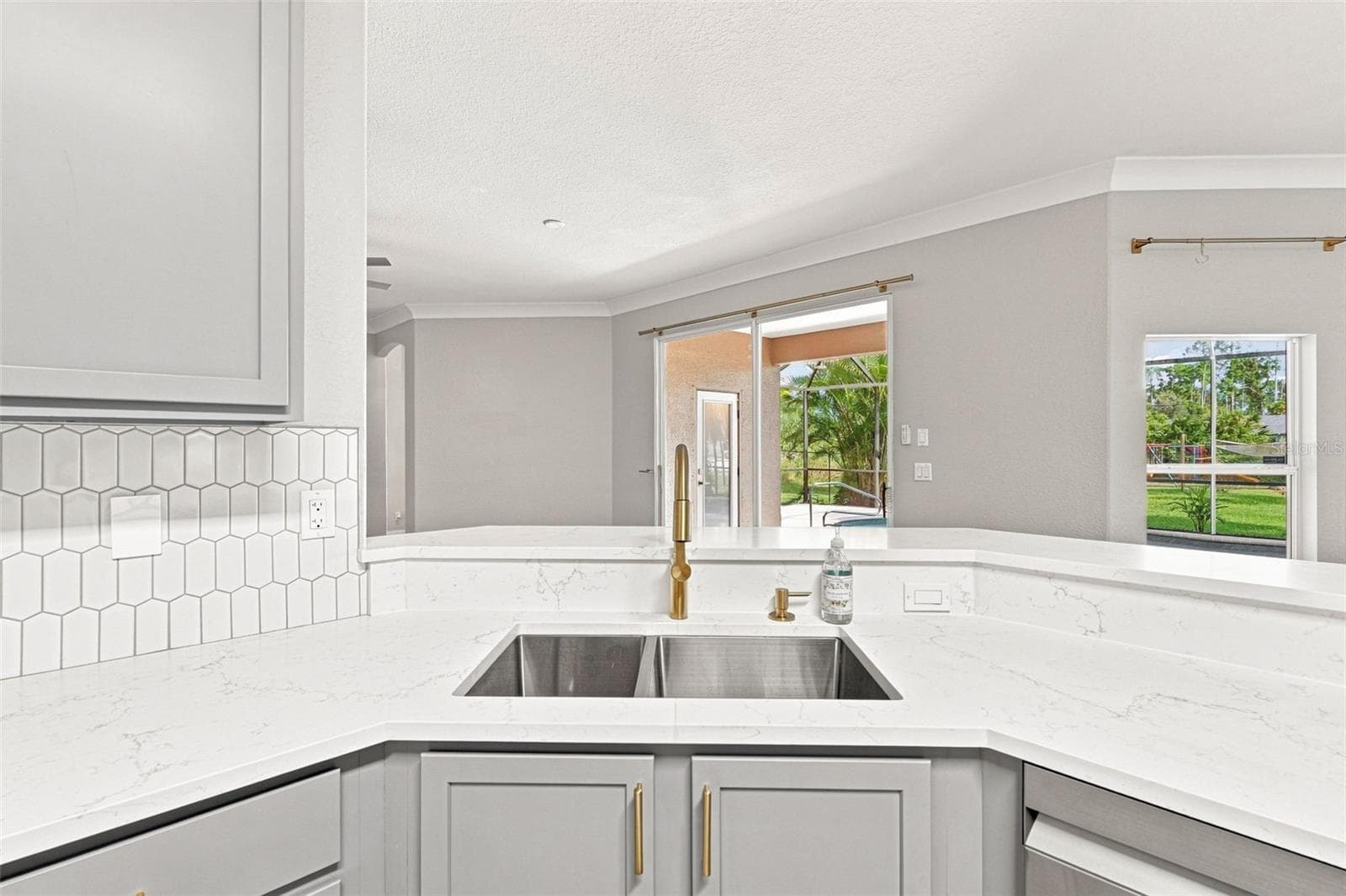 Kitchen - 1464 HALACKA RD, NORTH PORT