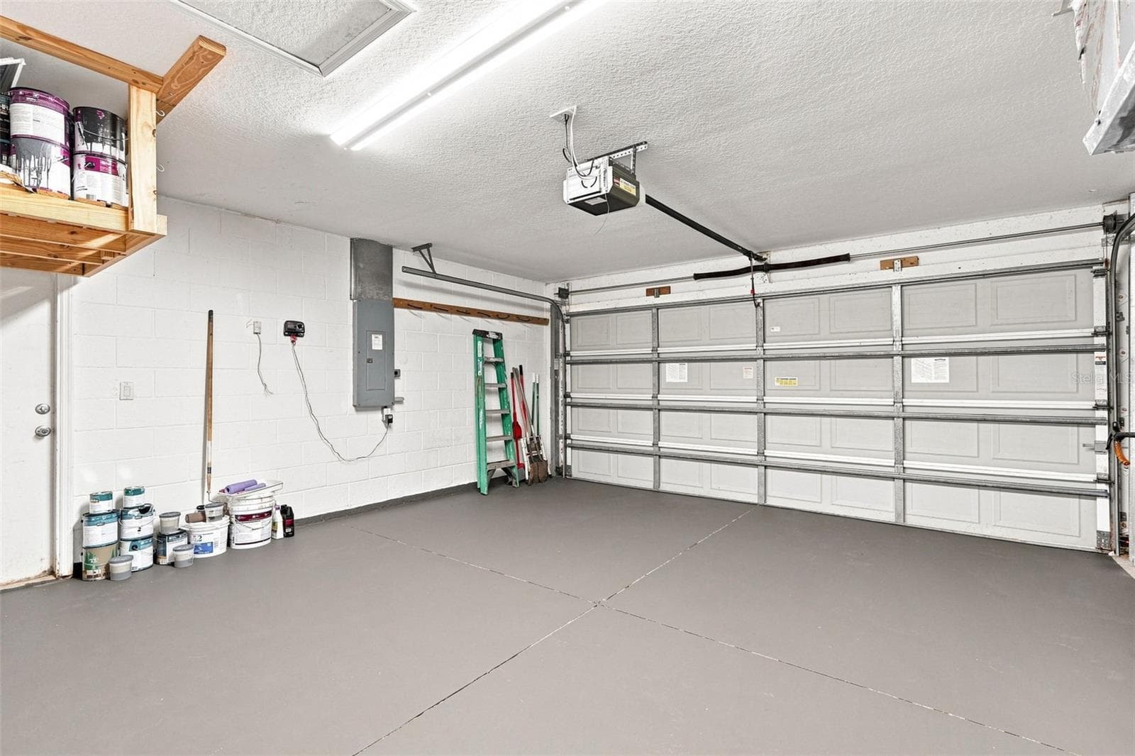 Garage - 1464 HALACKA RD, NORTH PORT